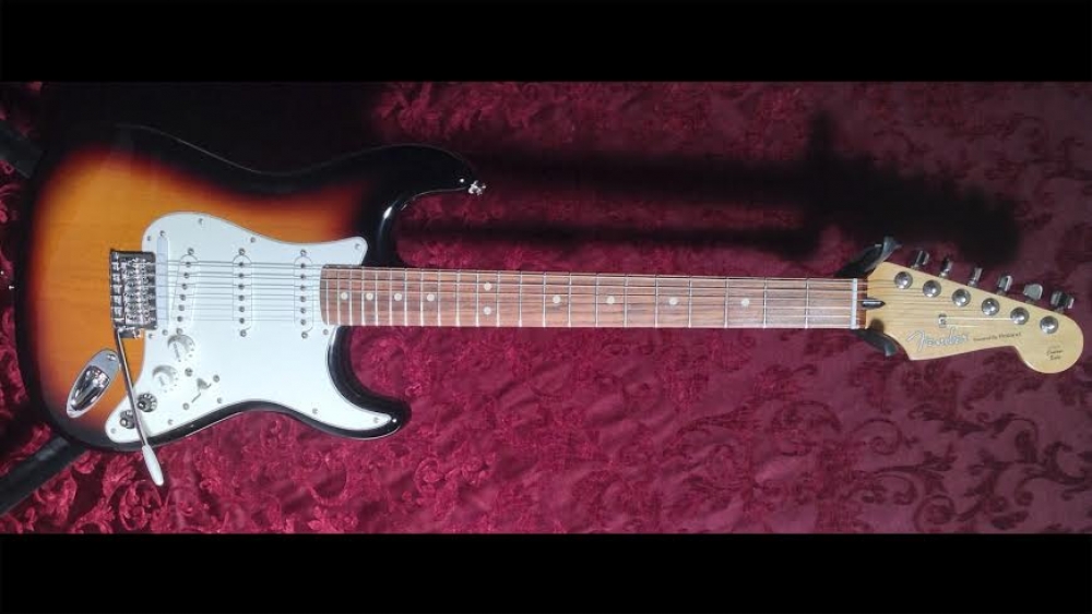 Fender Roland Ready Stratocaster Sunburst Sold