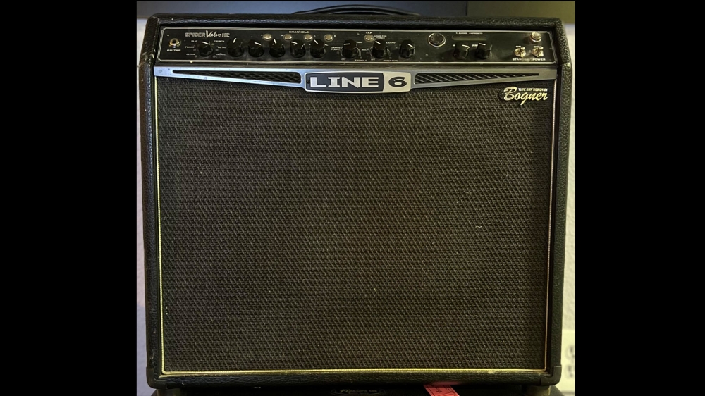 Line 6 Spider Valve 112 Tube Amp Design by Bogner & FBV Shortboard