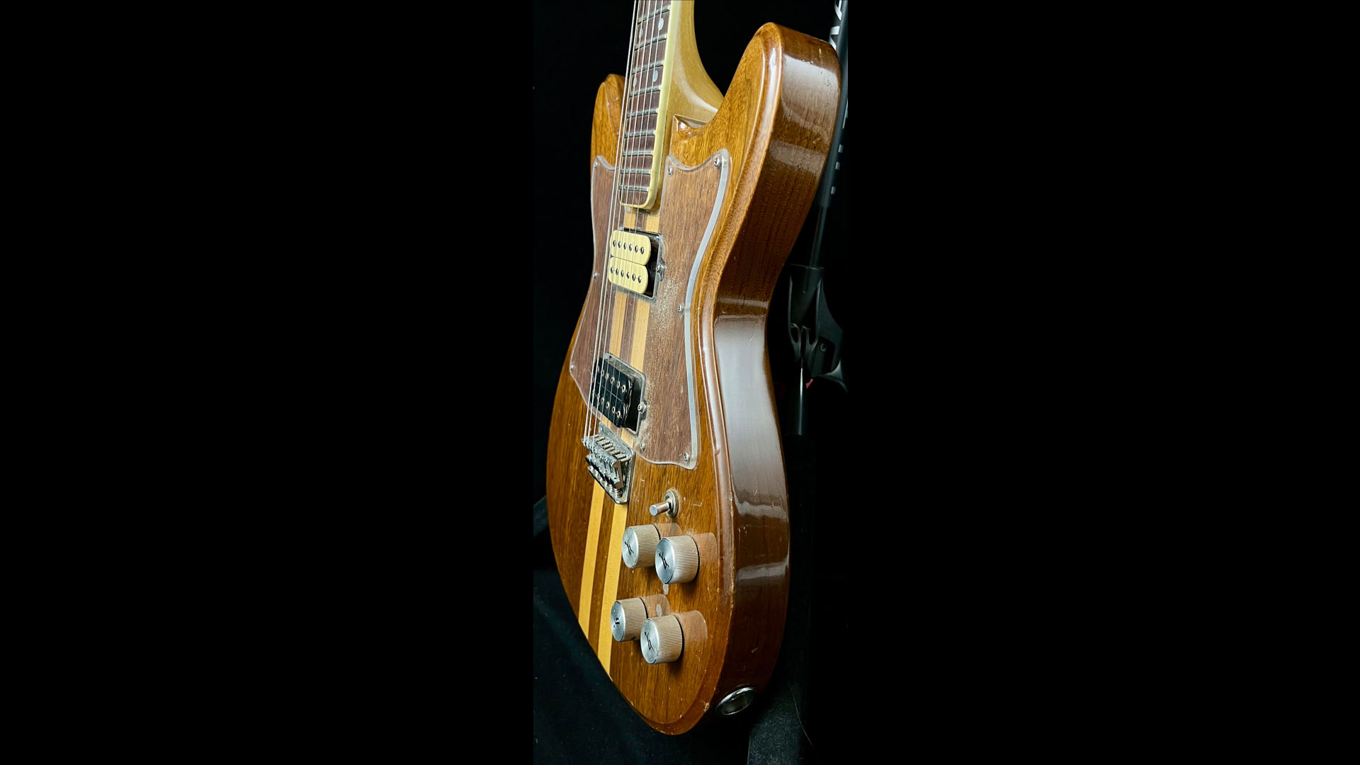 Ed Roman Guitars
