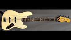 Fender Standard Jazz Bass Arctic White Sold
